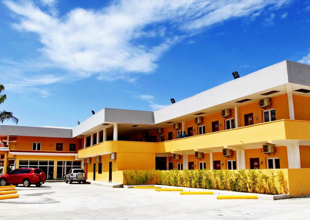 Hotel Partenon Beach & Resort La Ceiba Exterior foto