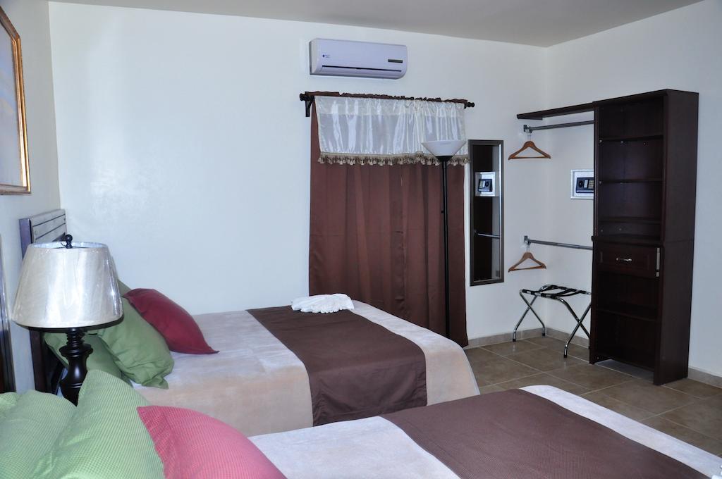 Hotel Partenon Beach & Resort La Ceiba Exterior foto